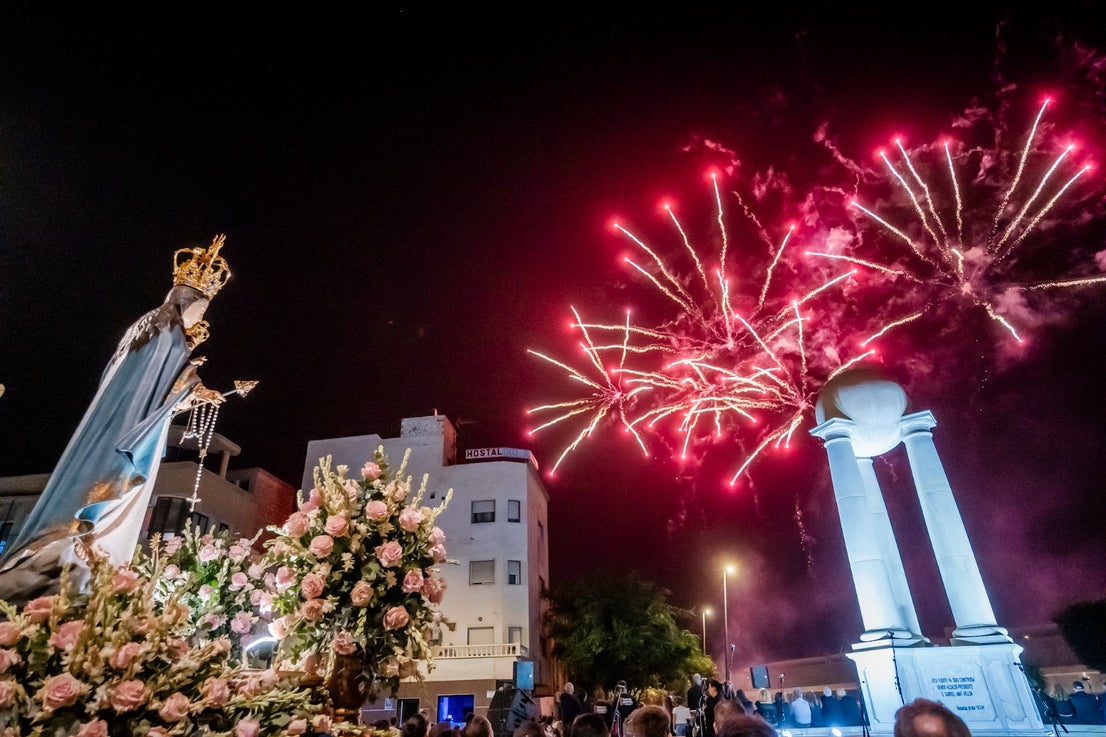 Las Fiestas de la Virgen del Rosario de Roquetas, en imágenes