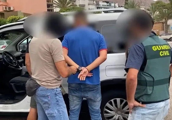 Ordenan una reconstrucción de los hechos del crimen del médico asesinado en Roquetas de Mar