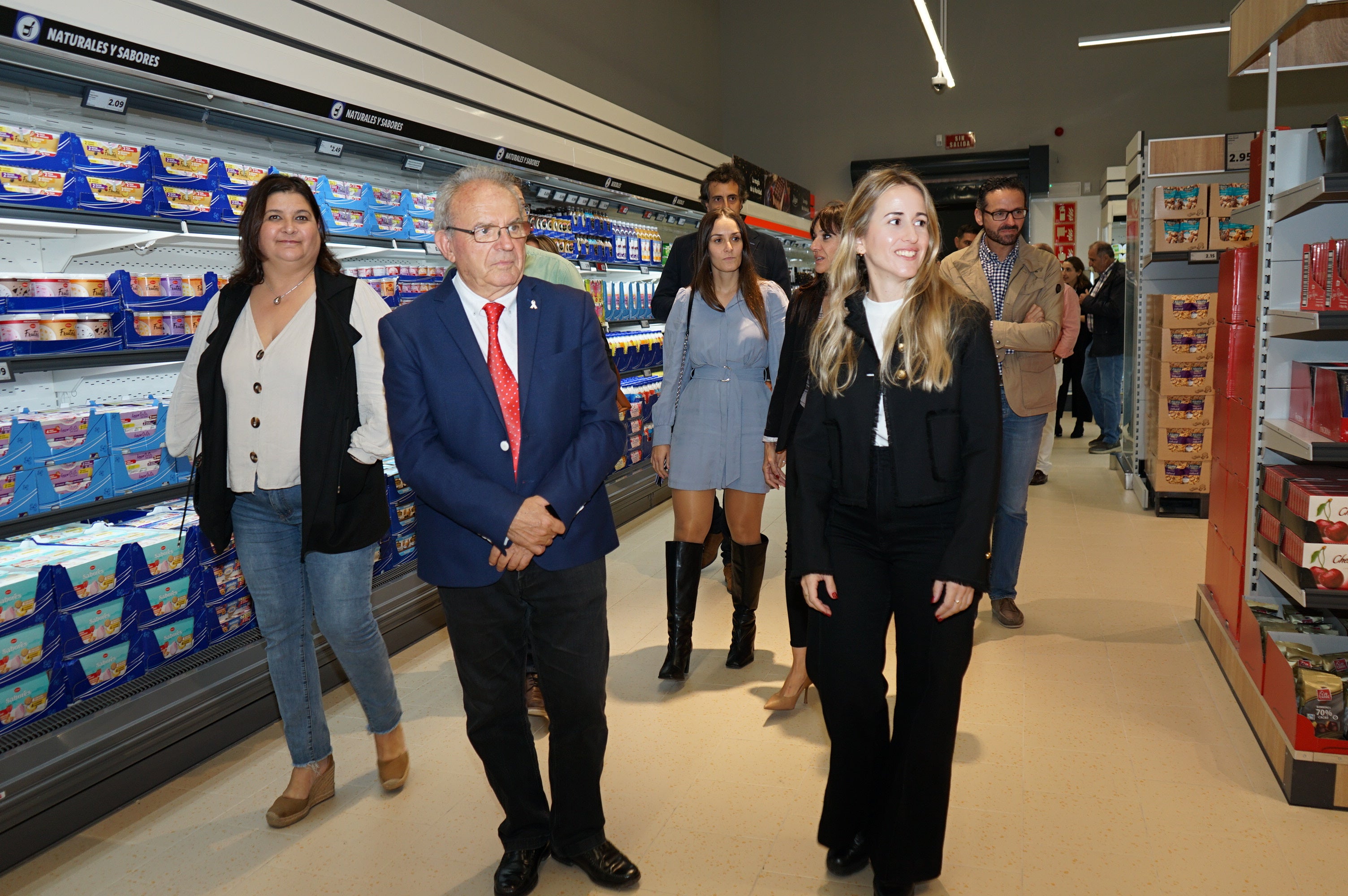 La inauguración del primer Lidl en Puebla de Vícar, en imágenes
