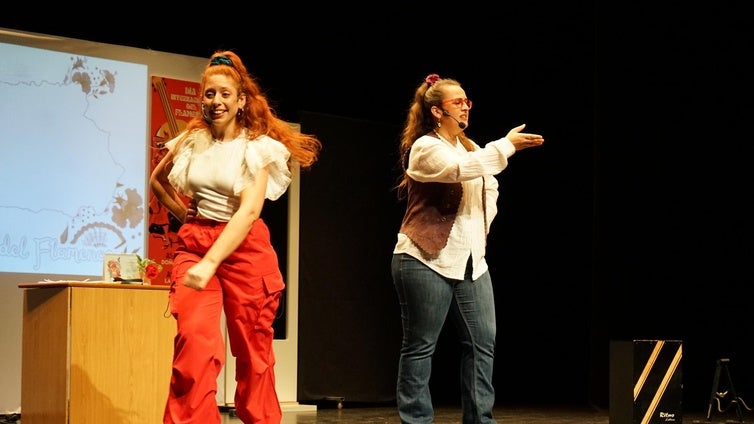 Escolares de Vícar celebran el Día Internacional del flamenco con música y teatro
