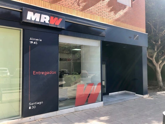 MRW Almería, la mejor solución de mensajería en el Black Friday