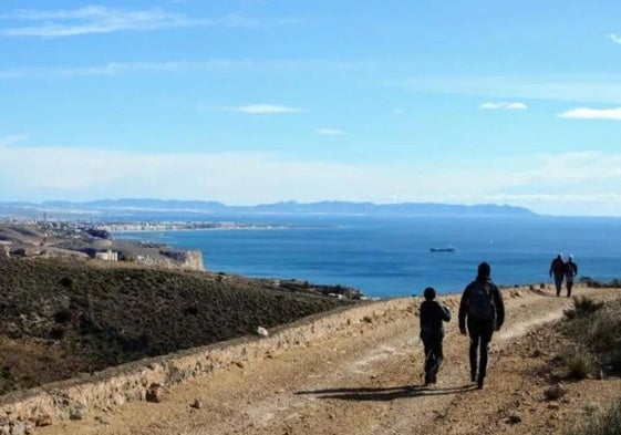 Una de las imágenes del Camino Viejo hacia Roquetas de Mar.