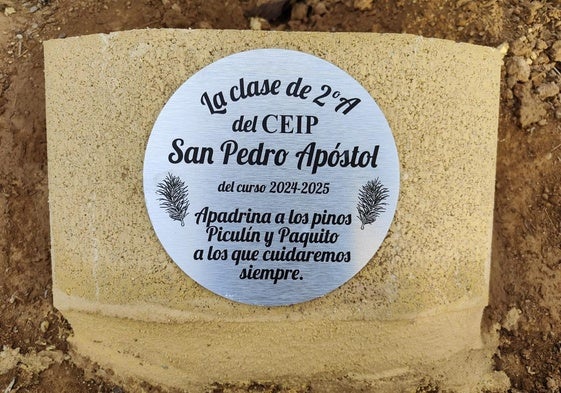 Una de las placas de la actividad realizada en La Mojonera.