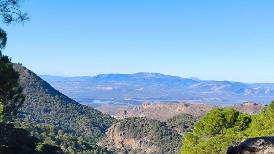 Vícar realiza su primera salida del año este domingo 12 de enero con un destino a la provincia de Granada