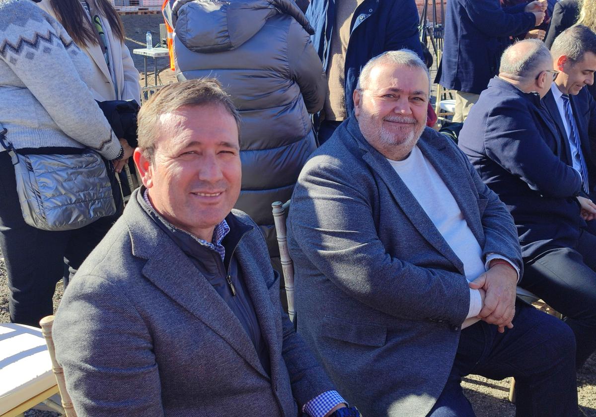 El PSOE celebra el inicio de las obras del IES Las Salinas tras «seis años largos»