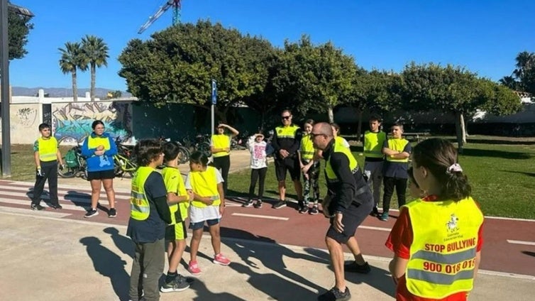 Un taller para conocer las normas básicas de seguridad y circulación en Roquetas