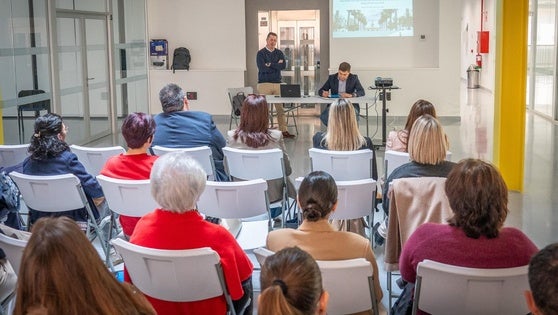 Roquetas acoge una jornada de participación ciudadana para transformar la ciudad