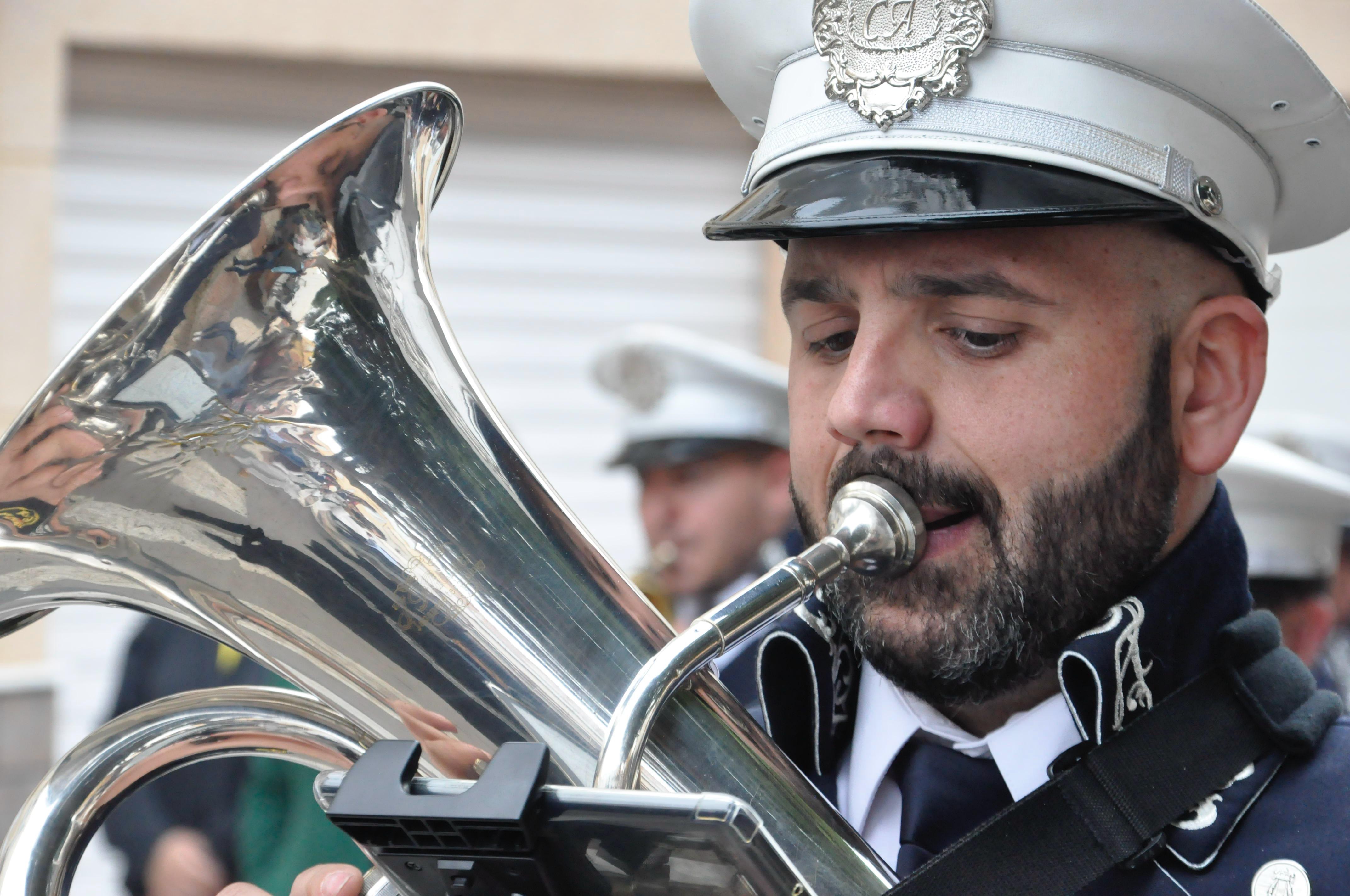 El Parador saca a La Borriquita entre la felicidad del inicio del Domingo de Ramos