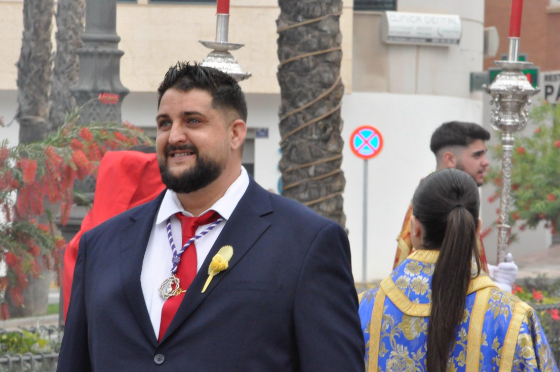 El Parador saca a La Borriquita entre la felicidad del inicio del Domingo de Ramos