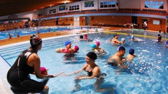 El «abandono» deja a la piscina de El Parador sin sus dos calderas