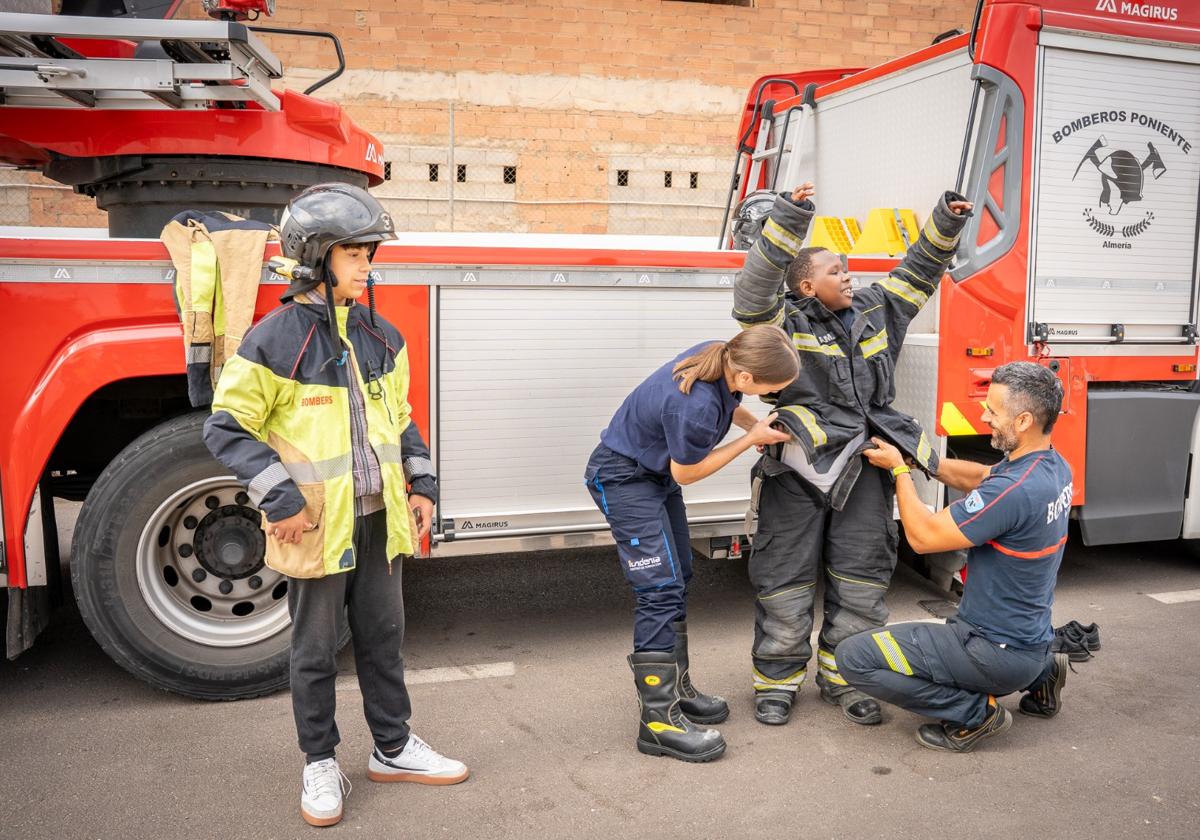 Formación ante las emergencias y atención al público cierran la Semana de la Prevención de Roquetas
