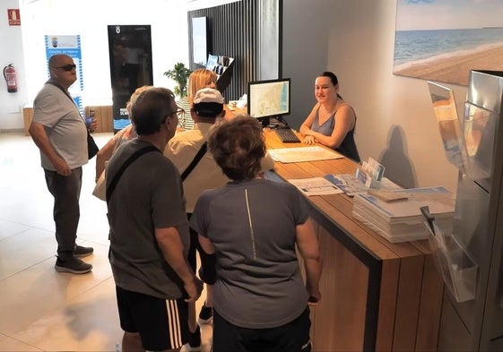 Una de las oficinas de turismo donde los turistas pueden informarse de los lugares más llamativos.