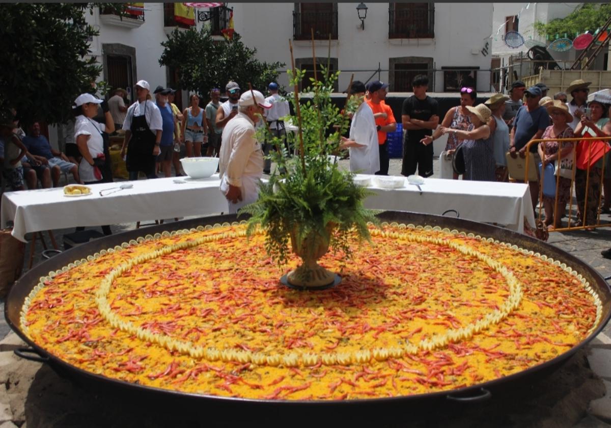 Concurso de paellas, actuciones de música y fútbol: La Mojonera prepara un domingo intenso