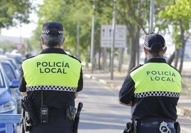 Agentes de Policía Local en el municipio.