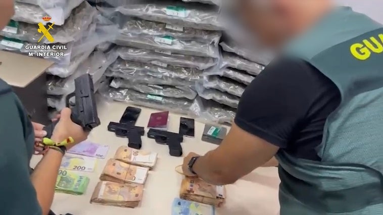 Detenidos tres miembros de una red internacional de tráfico de droga que operaban en Almería