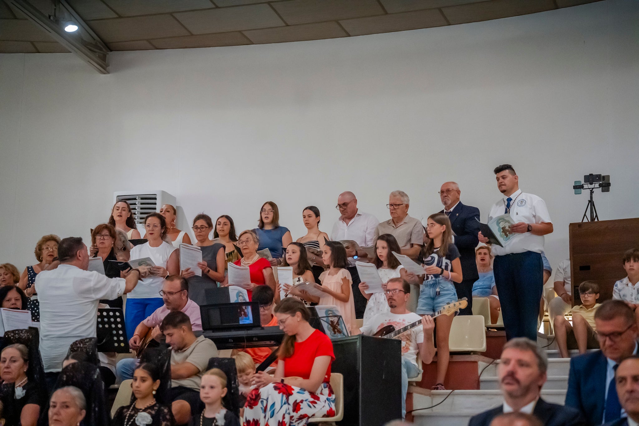 La Virgen del Carmen pasea por Aguadulce