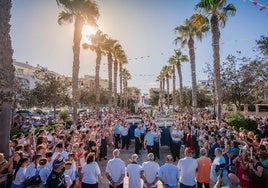 La Virgen del Carmen y Santa Ana dicen adiós a las Fiestas del Puerto de Roquetas, en imágenes