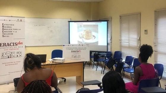 Eracis plus Roquetas realiza labores para mejorar el empleo en sectores de alta demanda municipal