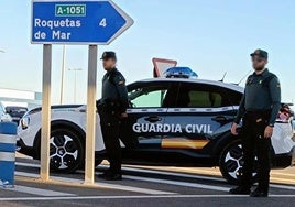 La AUGC lleva al Defensor del Pueblo el traslado de los detenidos en Roquetas ante la falta de instalaciones