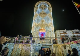 Encendido navideño en una de las ediciones anteriores en Roquetas.