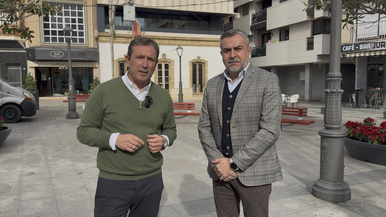 El PSOE de Roquetas insta a Amat a promover vivienda pública de alquiler asequible