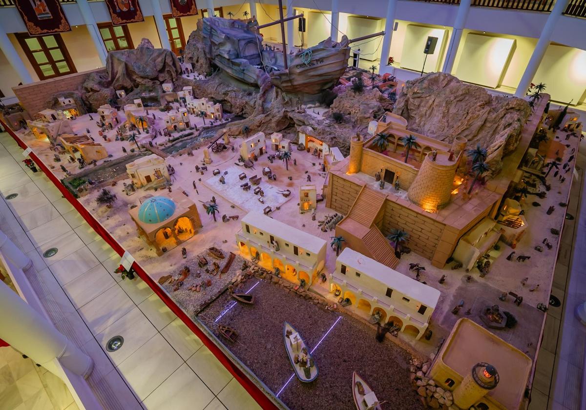 El Belén Municipal de Roquetas de Mar se encuentra ubicado en el Castillo de Santa Ana.