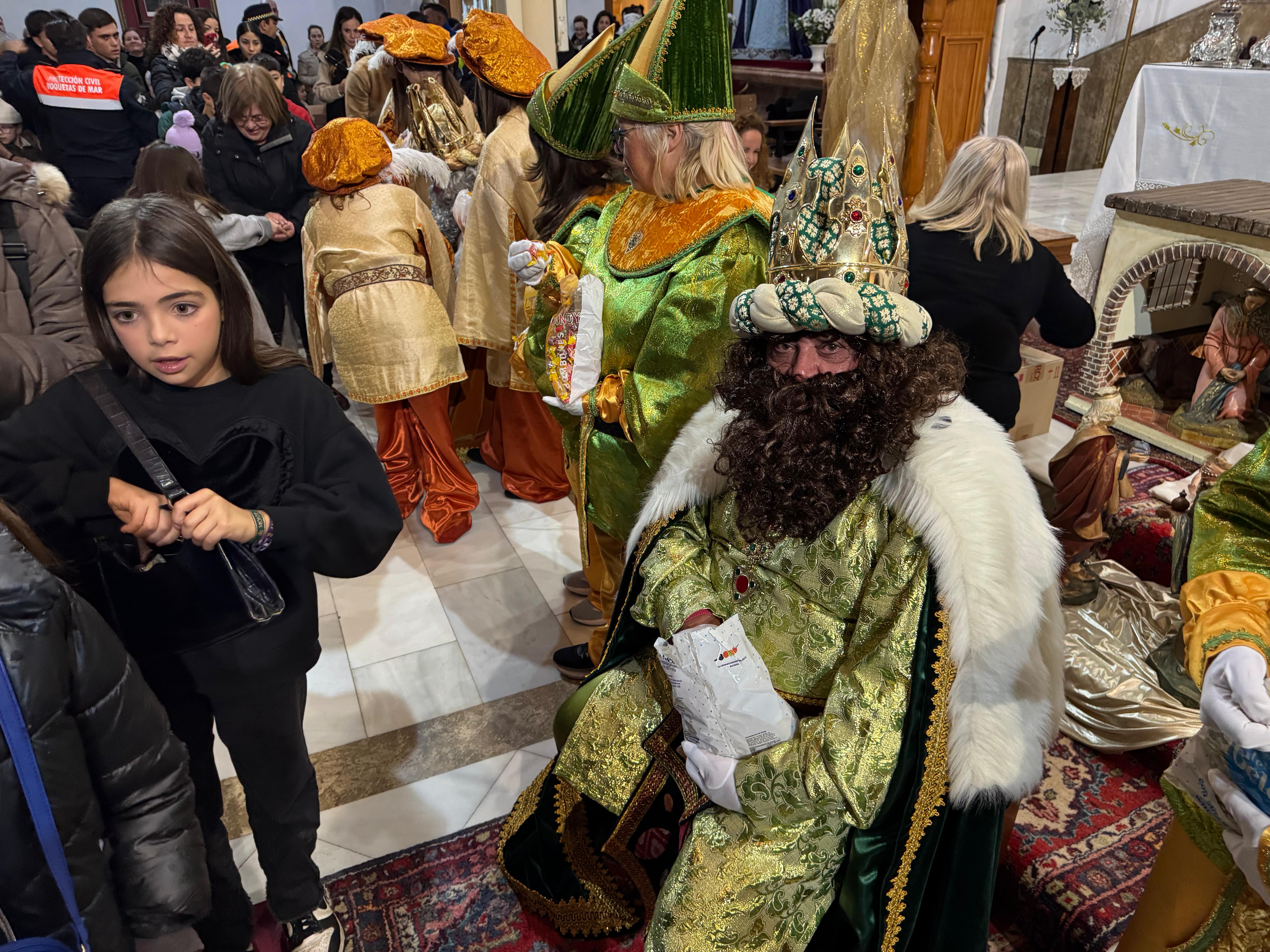 Así se vivió la Cabalgata de Reyes en Roquetas de Mar, Aguadulce y El Parador
