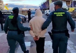 Liberan a seis víctimas de explotación sexual en Roquetas tras desarticular una red con ocho detenidos
