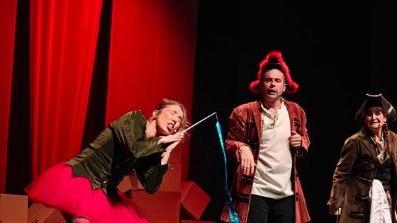 Más de 700 escolares aprenden con el teatro a valorar la amistad y el trabajo en equipo
