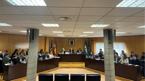 Roquetas se suma a El Ejido y Níjar en pedir al Gobierno que se legisle sobre prohibir el burka y el Niqab en espacios públicos