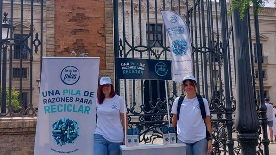 Vícar acoge la campaña 'Una Pila de Razones' para fomentar el reciclaje de pilas y baterías