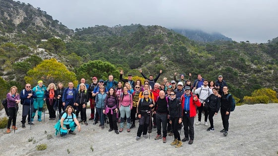 Vicarios realizan una ruta para conocer la belleza de Río Verde