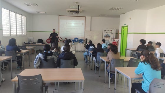 El programa de prevención 'Vícar ante las drogas' llega a 385 niños