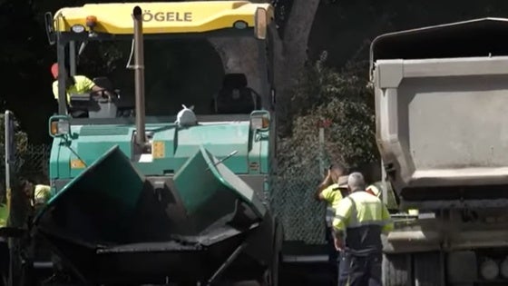 Roquetas realiza trabajos correspondientes a la segunda fase de asfaltado en Aguadulce