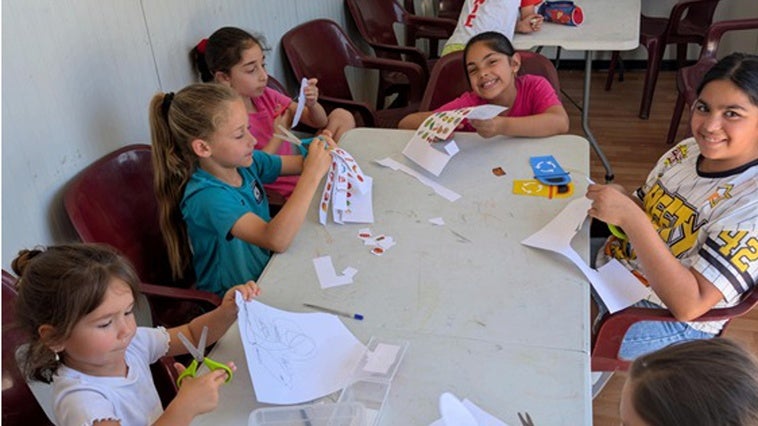 Usuarios del programa de la comunidad gitana celebra el Día de la Nutrición