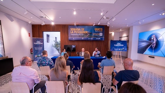 Talleres científicos, travesías en kayak y el estreno del Pasaporte Posidonia por la VII Semana de la Posidonia