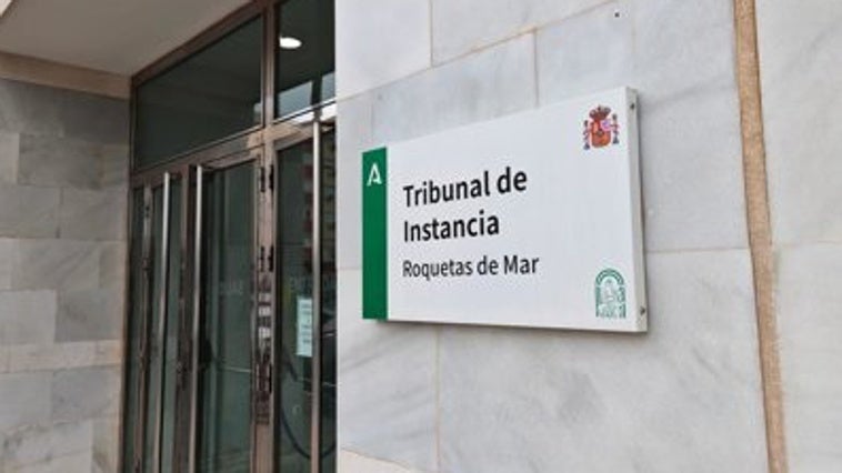 Condenado por coacciones el acusado de cortar los suministros a una anciana en proceso de embargo en Roquetas