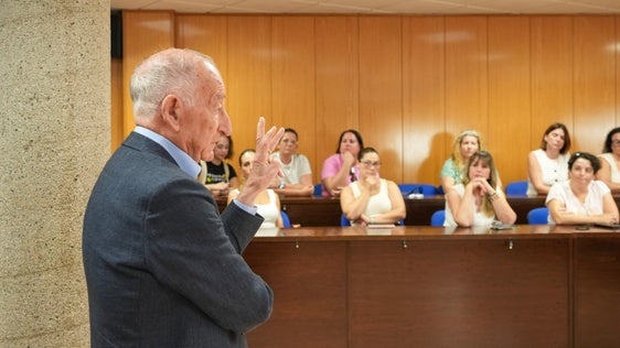 Roquetas refuerza la colaboración con las Ampas  del municipio