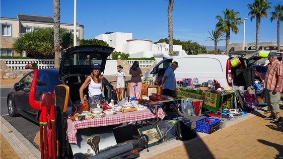 Roquetas realiza la XX edición Car Boot Sale