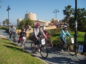 Doble cita de 'Sal a la calle' este fin de semana con danza oriental y ciclismo