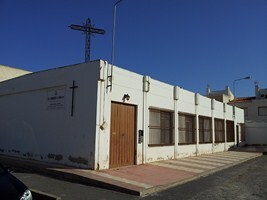 IU pide al Obispado que ceda la antigua iglesia de El Puerto para uso vecinal