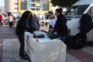 Ganemos Roquetas sale a la calle y se prepara para la recogida de avales