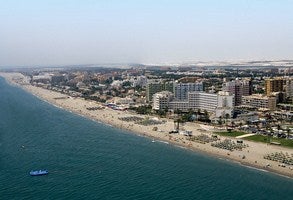 Los hoteleros proponen una rebaja de impuestos para los que abran todo el año