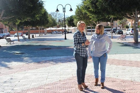 La zona de juegos infantiles de la Avenida de la Paz duplicará su tamaño