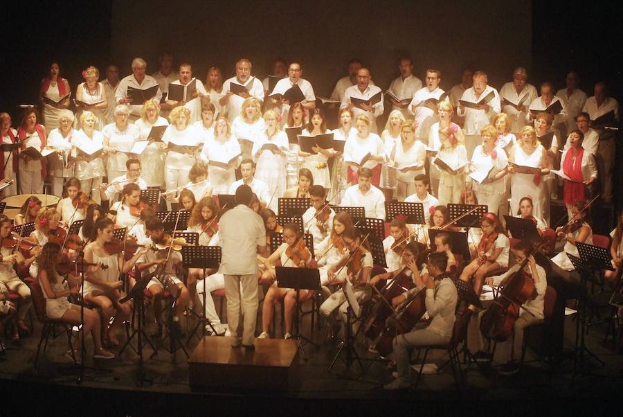 Gran concierto de la Joven Orquesta de la Escuela Municipal de Música de Roquetas y la Orquesta Infantil de Cuerda