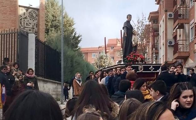 Procesión de San Juan Bosco.