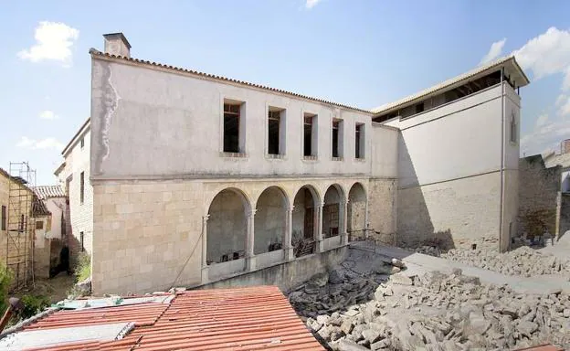 La sede de la UNED estará en el Palacio de Francisco de los Cobos.