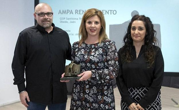 Manuel Muñoz Caballero y Lucía Romero Martínez, presidente y vicepresidenta del AMPA Renacimiento.