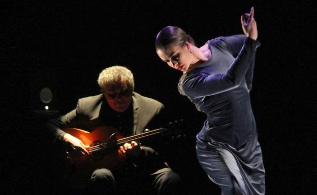 Imagen principal - Selene Muñoz, compañía de Mari Nati Muñoz y el dúo formado por Almudena Román y Mario Leiva.