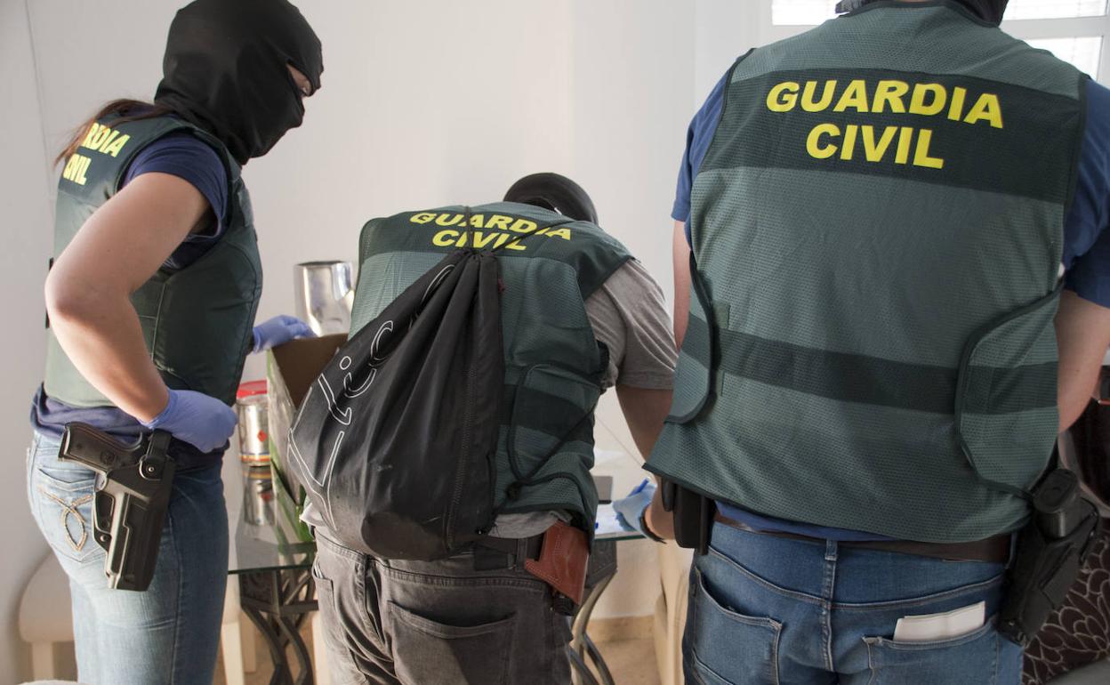 Detenidas 27 personas al desarticular en Úbeda al 'clan de los Pikikis', dedicado a vender droga